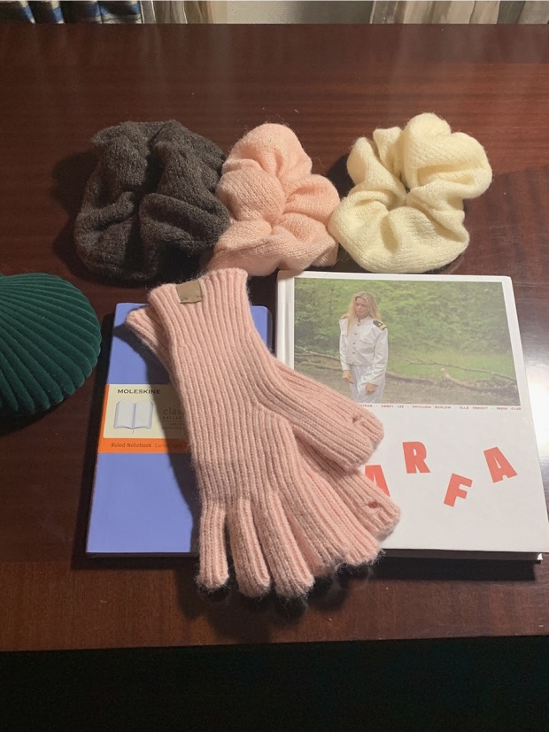 Korean Style Knitted Five-Finger Long Gloves - Touchscreen Warm Autumn Winter Fashion Accessories Korean Style Knitted Five-Finger Long Gloves - Touchscreen Warm Autumn Winter Fashion Accessories