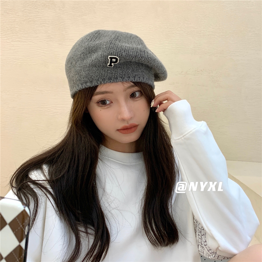 Korean-Style Knitted Wool Beret Hat for Women - Elastic Autumn/Winter Painter's Hat with Letter Design Korean-Style Knitted Wool Beret Hat for Women - Elastic Autumn/Winter Painter's Hat with Letter Design