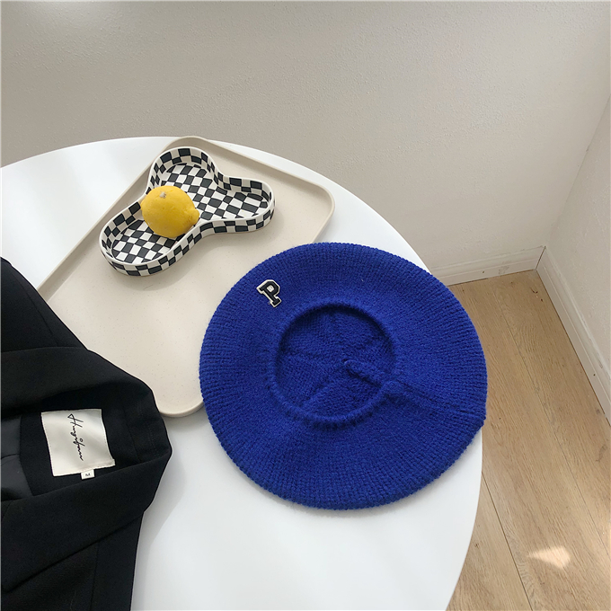 Korean-Style Knitted Wool Beret Hat for Women - Elastic Autumn/Winter Painter's Hat with Letter Design Korean-Style Knitted Wool Beret Hat for Women - Elastic Autumn/Winter Painter's Hat with Letter Design