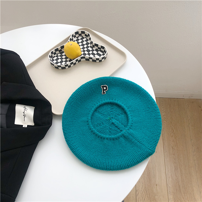 Korean-Style Knitted Wool Beret Hat for Women - Elastic Autumn/Winter Painter's Hat with Letter Design Korean-Style Knitted Wool Beret Hat for Women - Elastic Autumn/Winter Painter's Hat with Letter Design