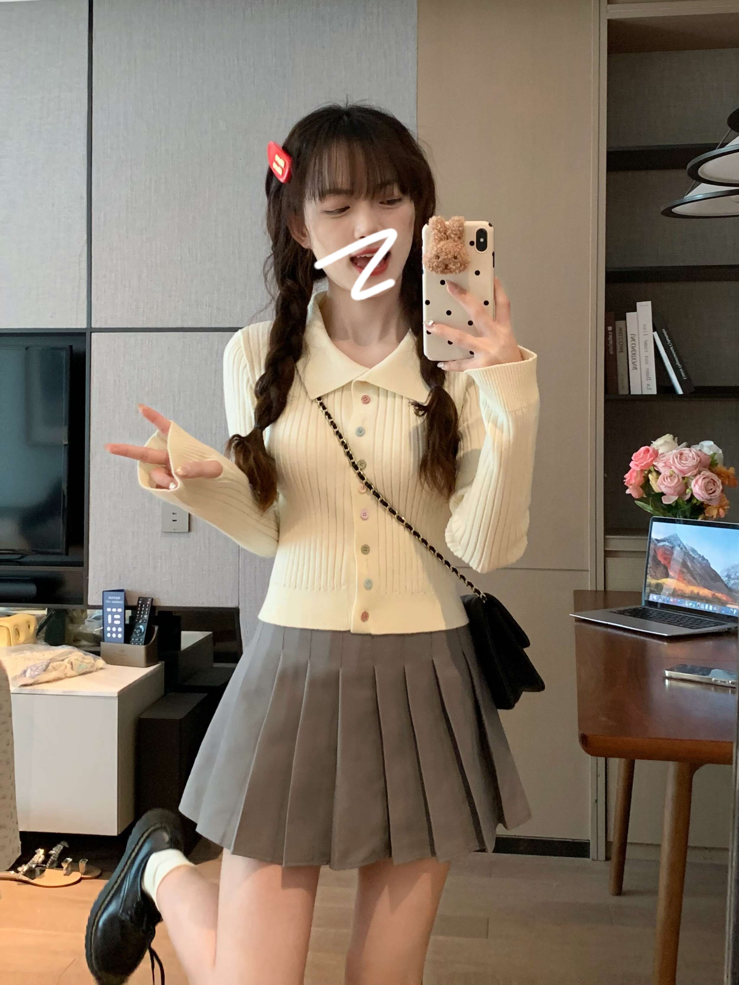 Korean Style Lapel Polo Sleeve Slimming Knitted Base Layer Top for Women - Early Spring Fashion Essential Korean Style Lapel Polo Sleeve Slimming Knitted Base Layer Top for Women - Early Spring Fashion Essential