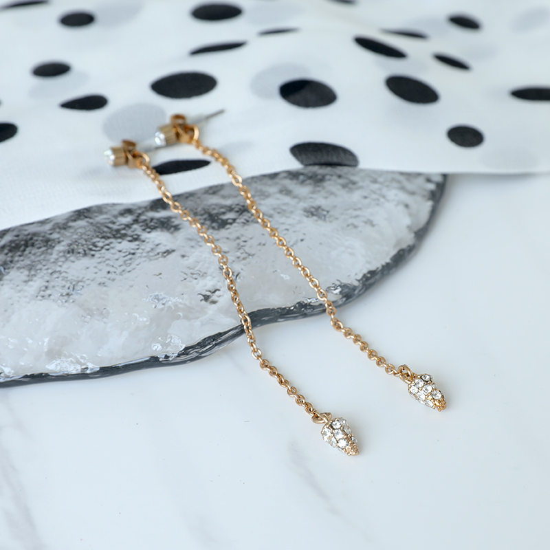 Korean-Style Minimalist Metal Stud Earrings with Detachable Sparkling Design - Fashionable Women's Accessories for Any Occasion Korean-Style Minimalist Metal Stud Earrings with Detachable Sparkling Design - Fashionable Women's Accessories for Any Occasion