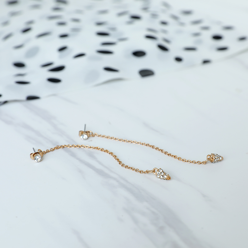 Korean-Style Minimalist Metal Stud Earrings with Detachable Sparkling Design - Fashionable Women's Accessories for Any Occasion Korean-Style Minimalist Metal Stud Earrings with Detachable Sparkling Design - Fashionable Women's Accessories for Any Occasion