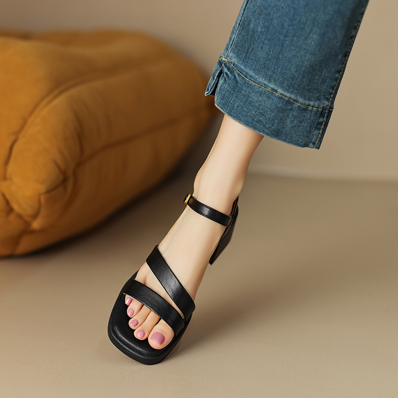 Korean-Style Open-Toe High-Heeled Sandals for Women - Summer Chunky Mid-Heel Retro Roman Sandals with Single Strap, Size 41