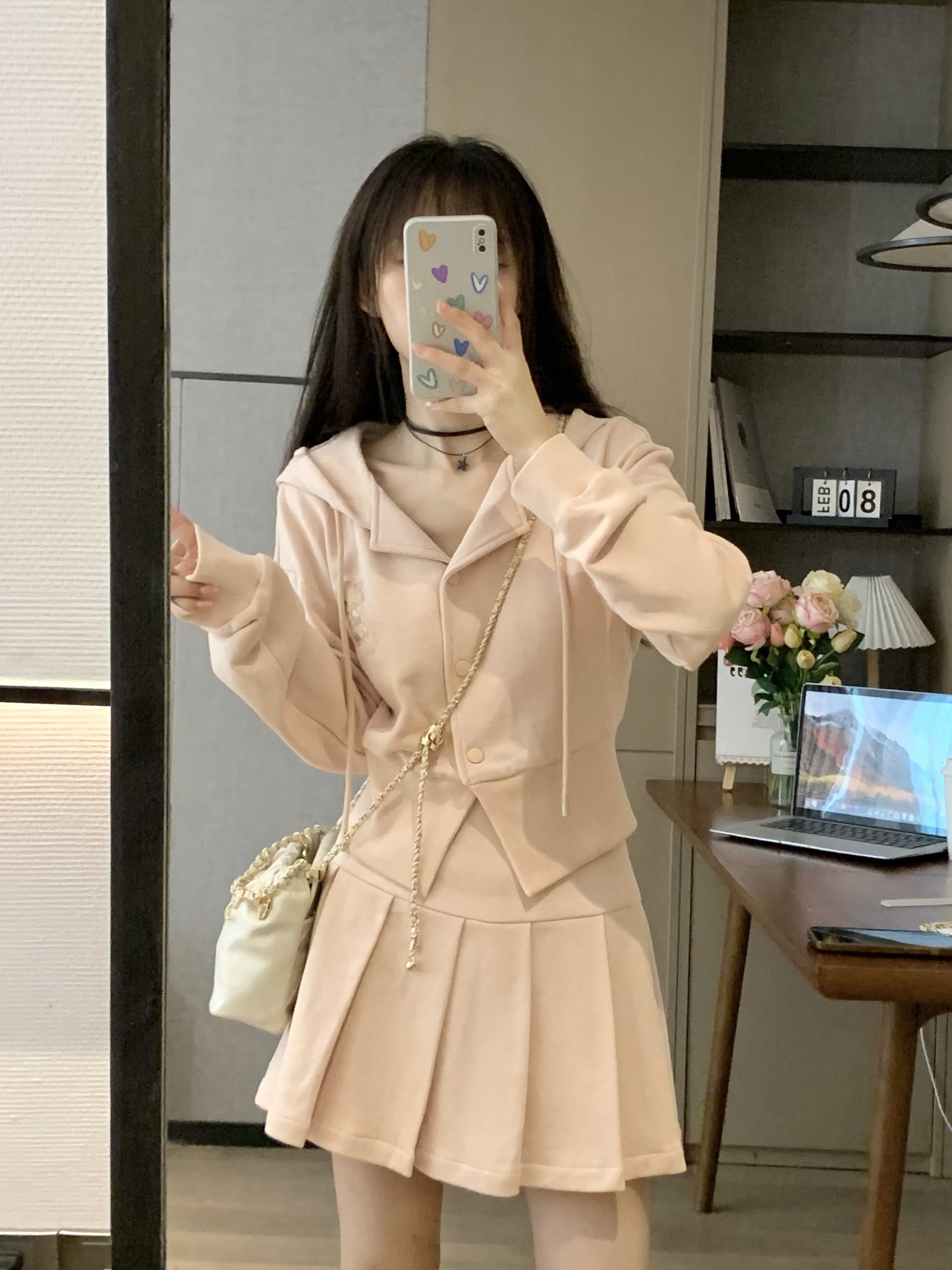 Korean Style Pink Slim-Fit Casual Hoodie and Skirt Two-Piece Set for Women - Versatile Spring Fashion Outfit