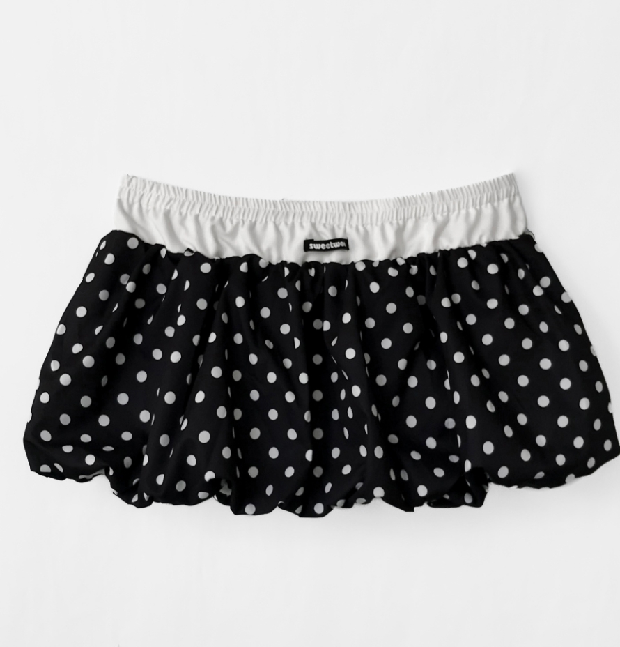 Korean-Style Pleated Tie-Waist Flutter Sleeve Shirt Top with Polka Dot Floral Skirt - Unique 90s Inspired Fashion Korean-Style Pleated Tie-Waist Flutter Sleeve Shirt Top with Polka Dot Floral Skirt - Unique 90s Inspired Fashion