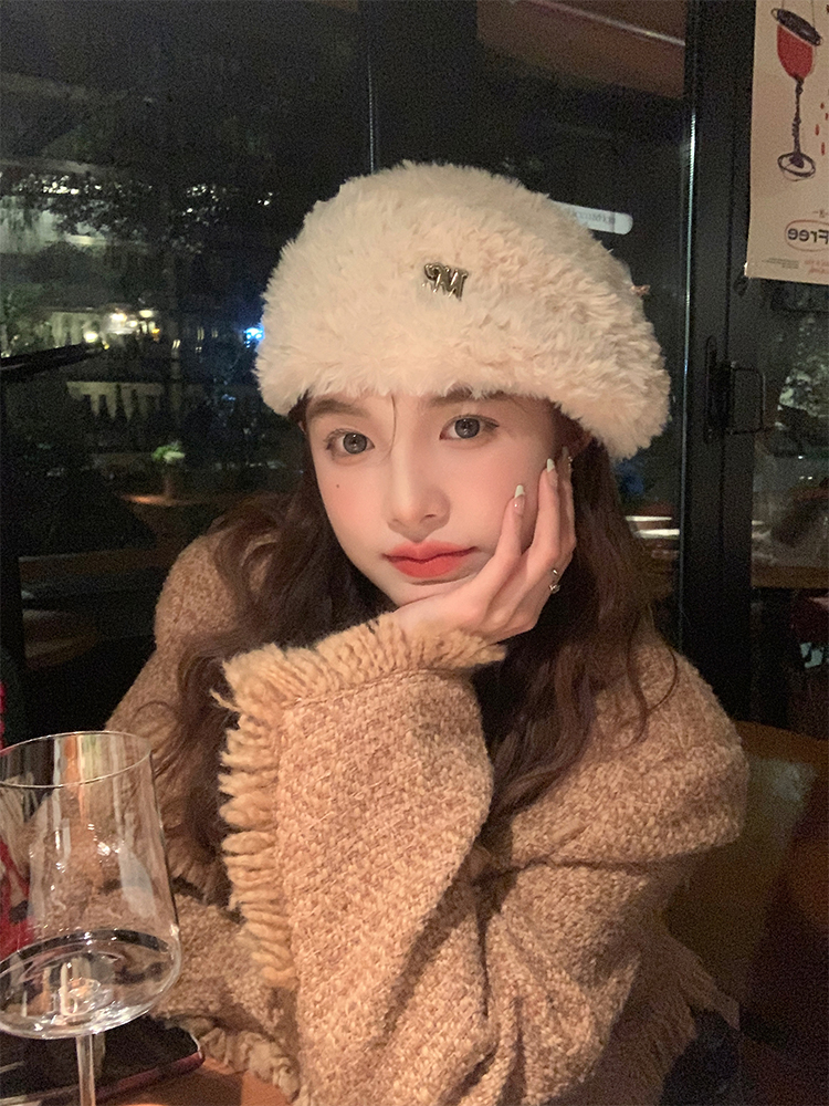 Korean Style Plush Beret Hat for Women, Autumn & Winter, Large Head Circumference, Face-Slimming Painter's Hat Korean Style Plush Beret Hat for Women, Autumn & Winter, Large Head Circumference, Face-Slimming Painter's Hat