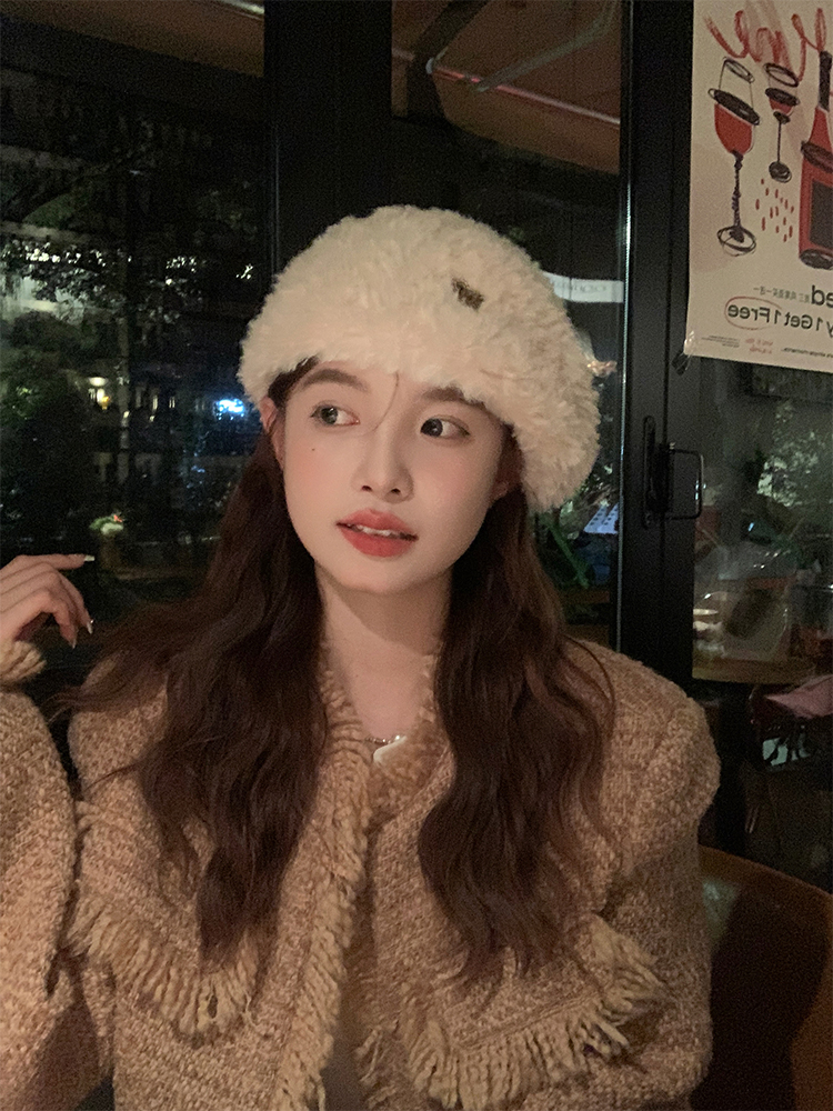 Korean Style Plush Beret Hat for Women, Autumn & Winter, Large Head Circumference, Face-Slimming Painter's Hat Korean Style Plush Beret Hat for Women, Autumn & Winter, Large Head Circumference, Face-Slimming Painter's Hat