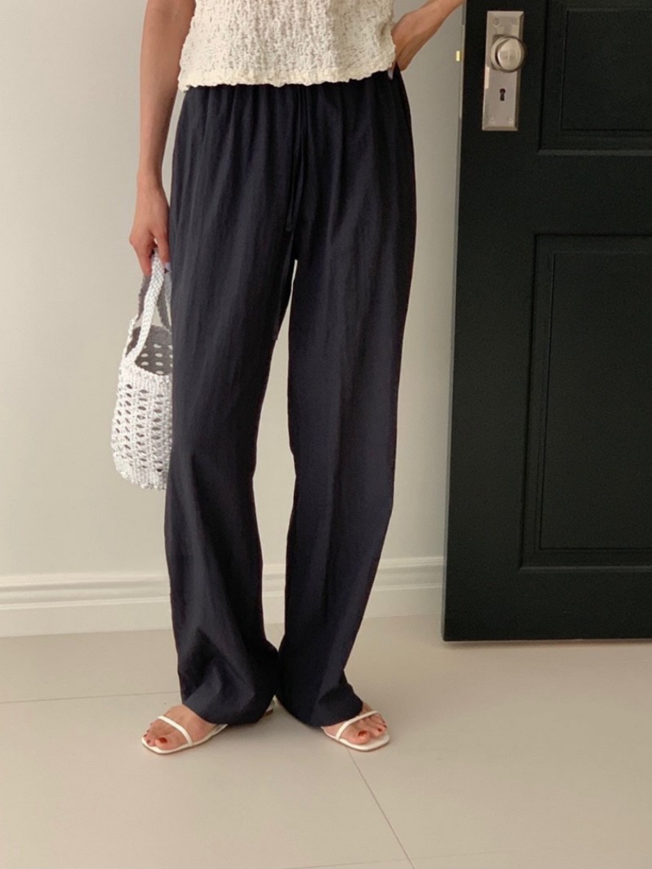 Korean Style Retro Cream Color Casual Pants - Unique Slimming Loose Lightweight Design for Versatile Everyday Wear Korean Style Retro Cream Color Casual Pants - Unique Slimming Loose Lightweight Design for Versatile Everyday Wear