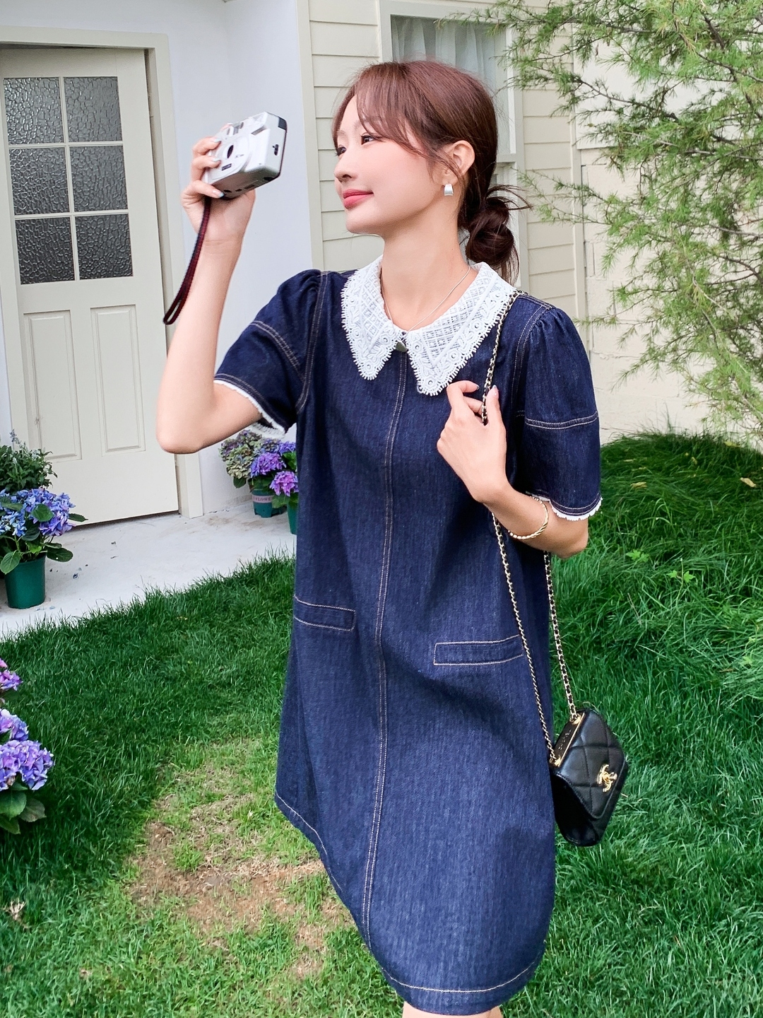 Korean-Style Retro Lace Color-Blocking Denim Dress for Women - Playful Summer Short Skirt in Petite Sizes Korean-Style Retro Lace Color-Blocking Denim Dress for Women - Playful Summer Short Skirt in Petite Sizes