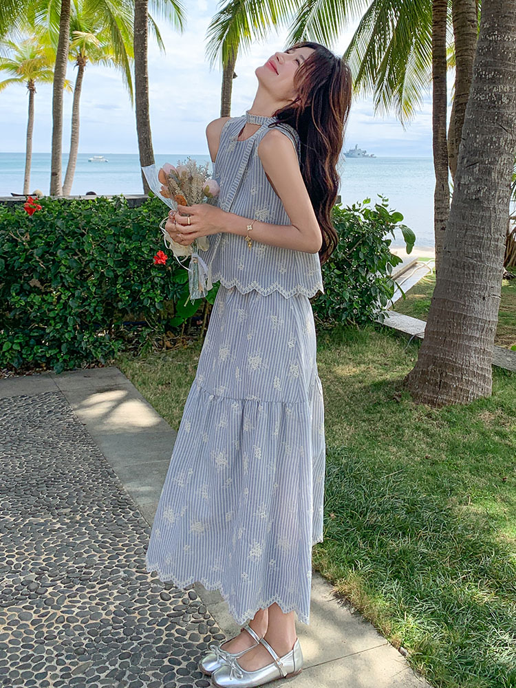 Korean Style Ribbon Embroidery Vest and Skirt Set for Women â€“ Trendy Two-Piece Summer Outfit 2025