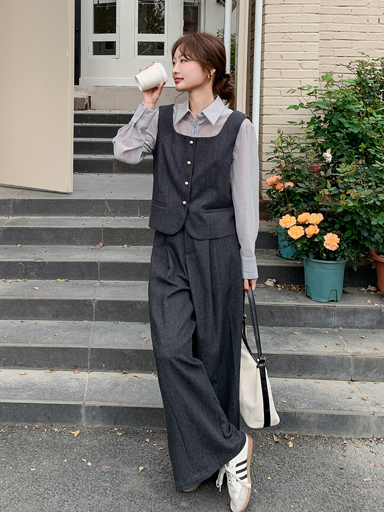 Korean Style Single-Breasted Vest Shirt Set with Wide-Leg Pants - 2025 Spring Women's Three-Piece Trendy Outfit Korean Style Single-Breasted Vest Shirt Set with Wide-Leg Pants - 2025 Spring Women's Three-Piece Trendy Outfit