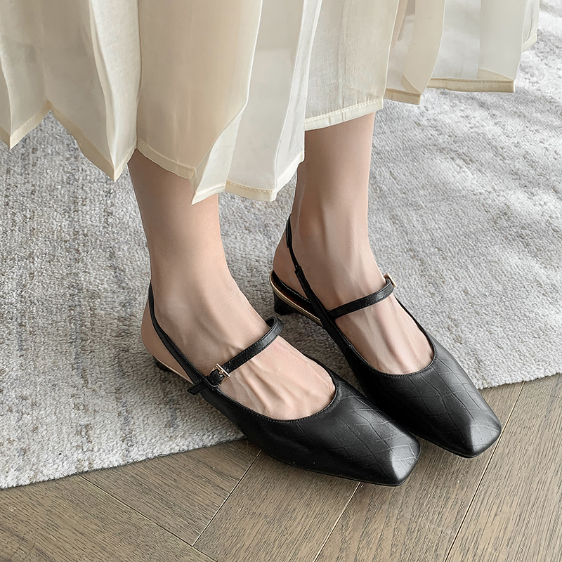 Korean-Style Square-Toe Low-Heel Backless Mary Jane Sandals - Comfortable Genuine Leather Summer Shoes for Women Korean-Style Square-Toe Low-Heel Backless Mary Jane Sandals - Comfortable Genuine Leather Summer Shoes for Women