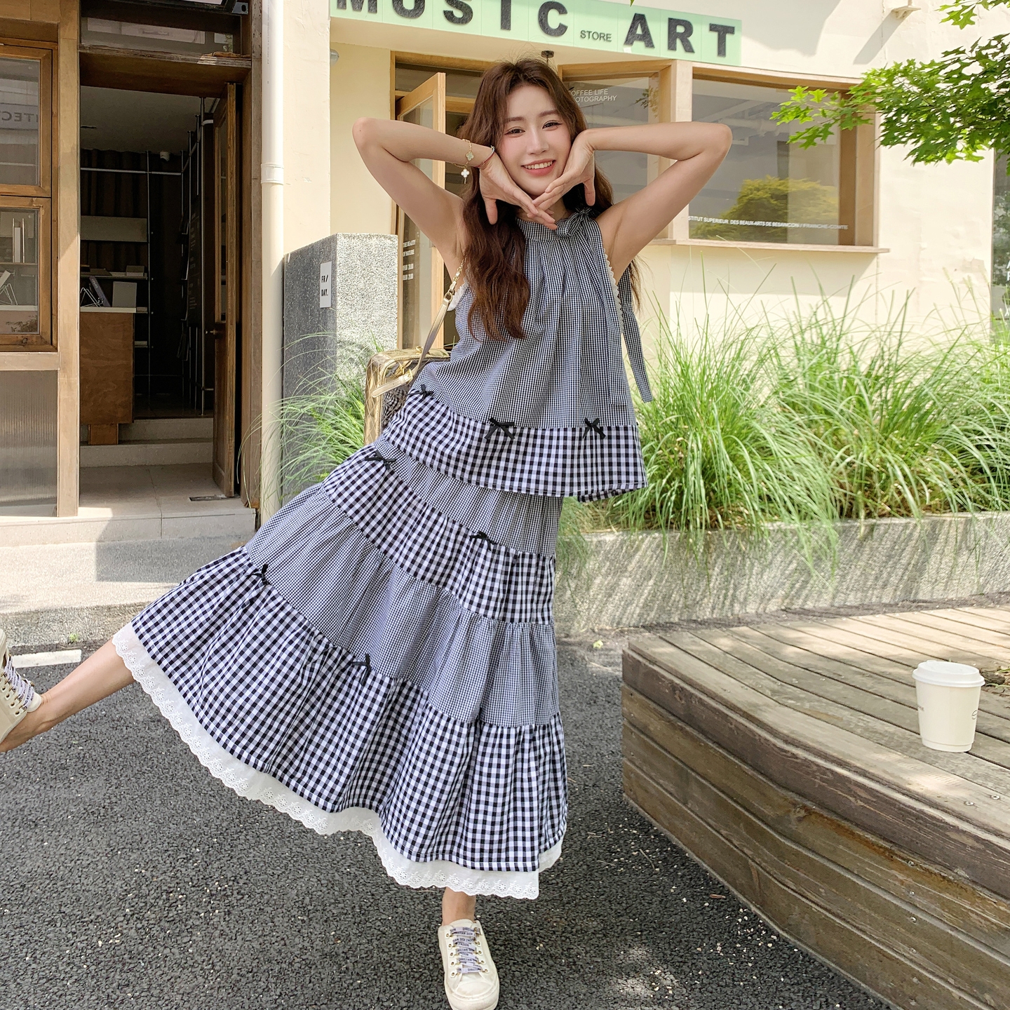 Korean Style Summer 2025 Two-Piece Set: Spliced Halter Neck Vest with Lace Half Skirt for Women