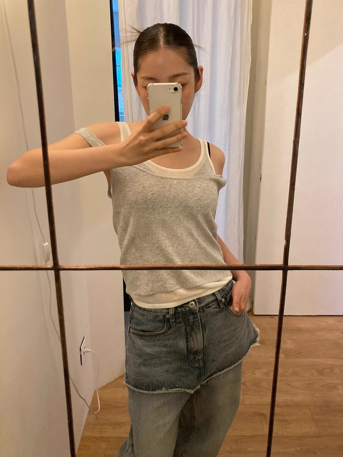 Korean Style Summer Layered Color-Block Double-Shoulder Strap Casual Vest Top - Unique Minimalist Two-Piece Design Korean Style Summer Layered Color-Block Double-Shoulder Strap Casual Vest Top - Unique Minimalist Two-Piece Design