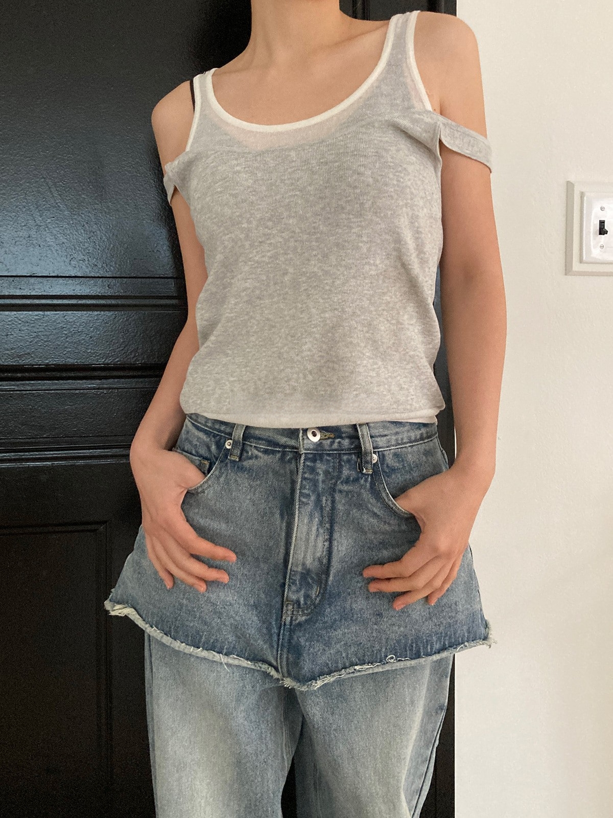 Korean Style Summer Layered Color-Block Double-Shoulder Strap Casual Vest Top - Unique Minimalist Two-Piece Design Korean Style Summer Layered Color-Block Double-Shoulder Strap Casual Vest Top - Unique Minimalist Two-Piece Design