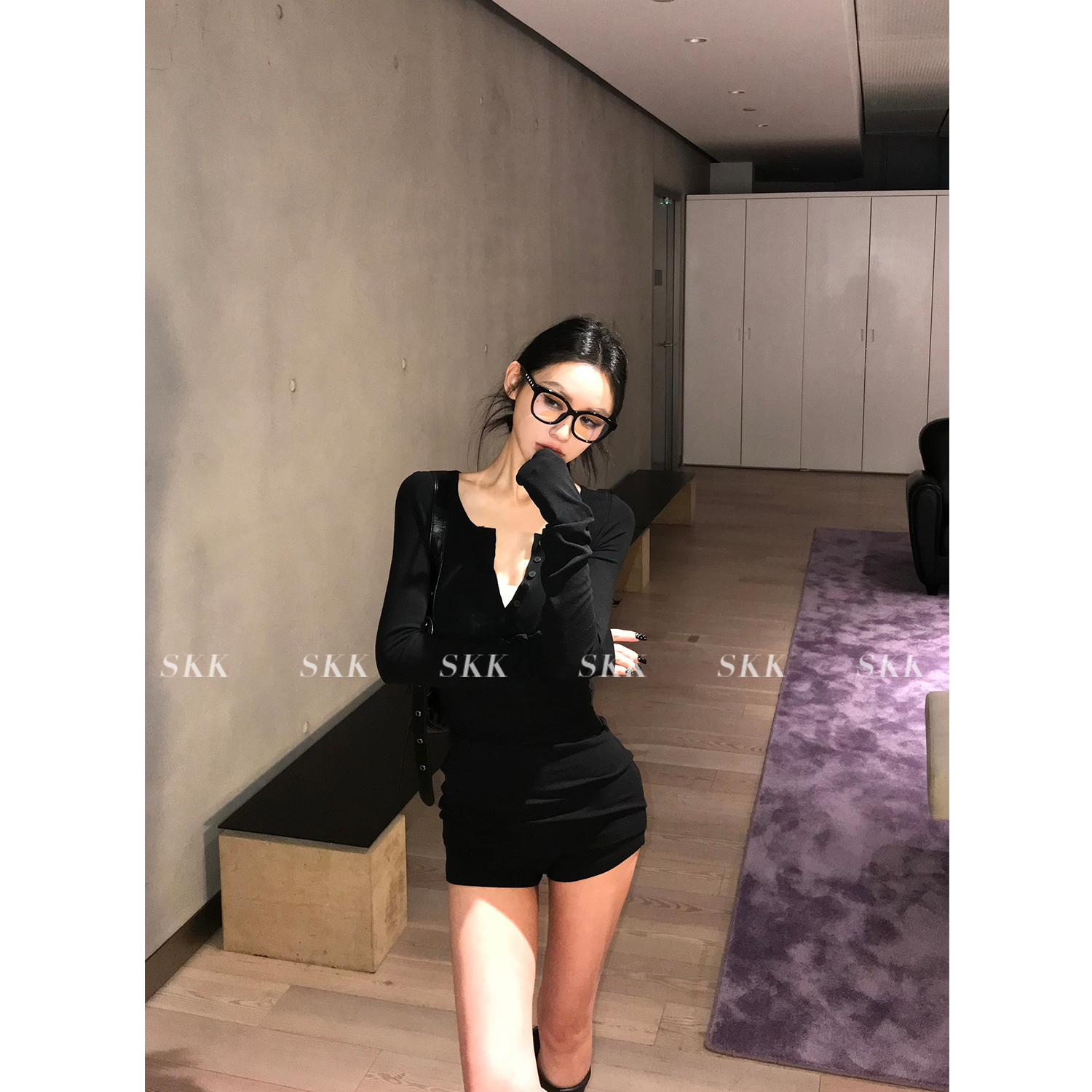 Korean Style V-Neck Knitted Body Top - Pure Desire Design with Hot Girl Shorts Set for Women - Chic Summer Fashion