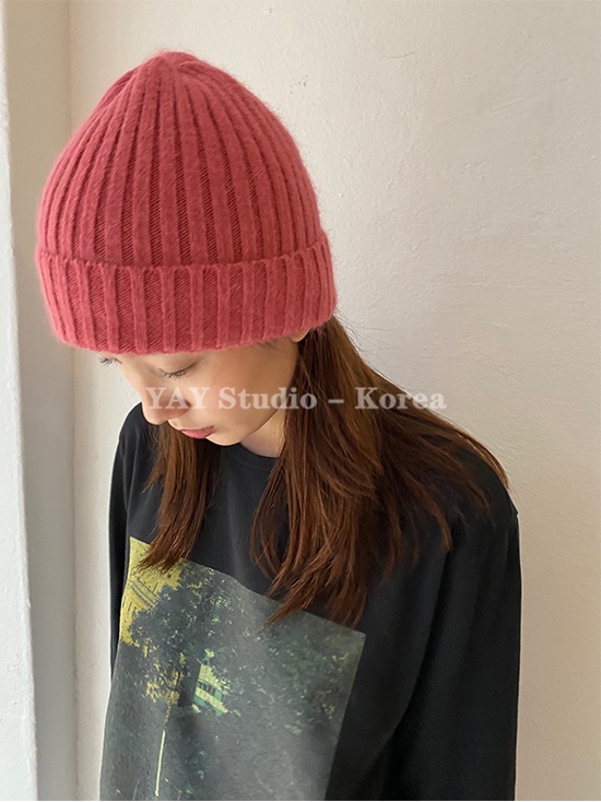Korean Style Wide Ribbed Angora Rabbit Hair Yarn Hat in Multi-Color - Cozy Winter Accessory for Fashion-Forward Looks