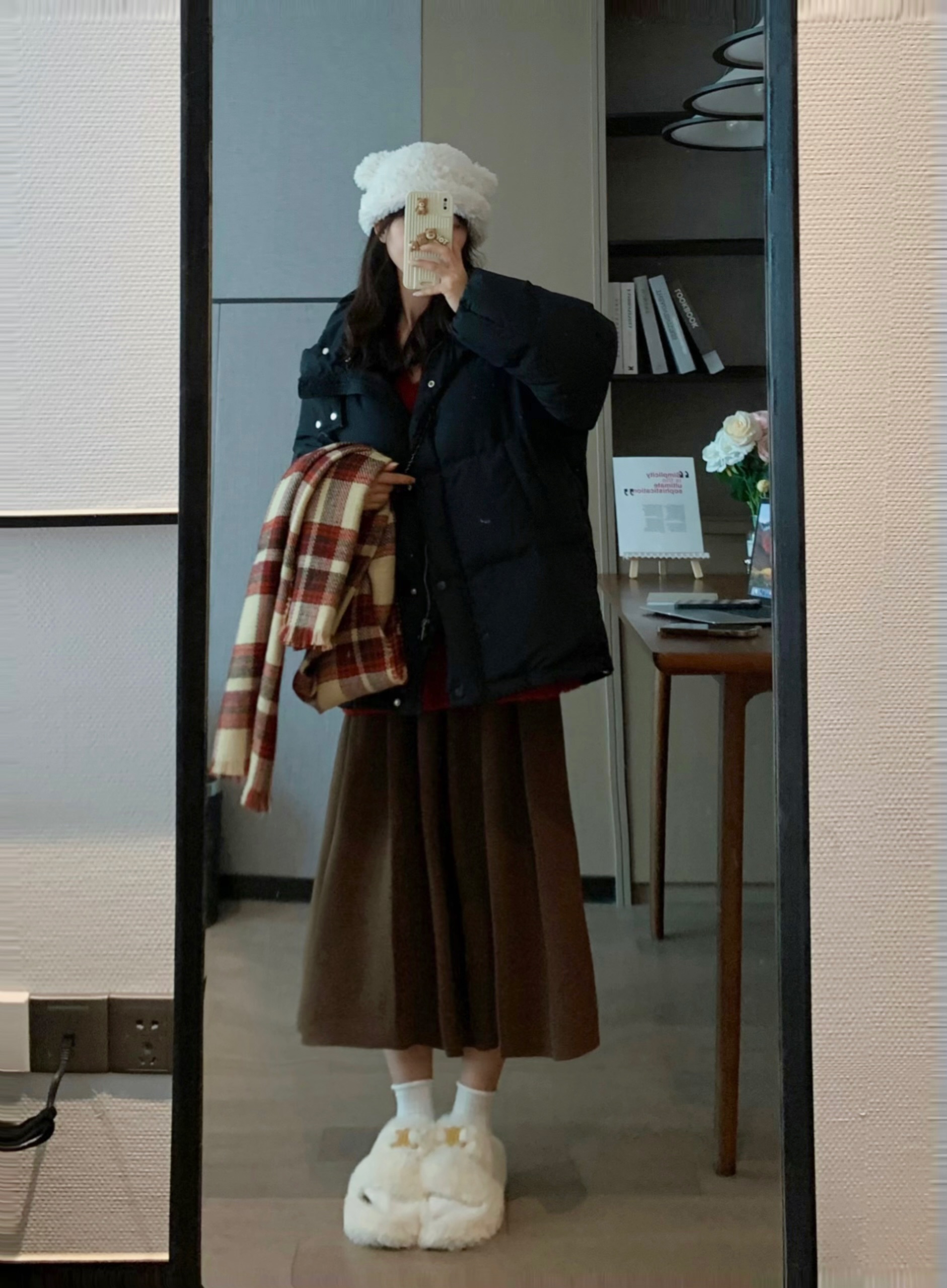 Korean Style Winter Hooded Couple Slim Short Down Jacket in Purple Pink for Women - Chic & Cozy Outerwear Korean Style Winter Hooded Couple Slim Short Down Jacket in Purple Pink for Women - Chic & Cozy Outerwear