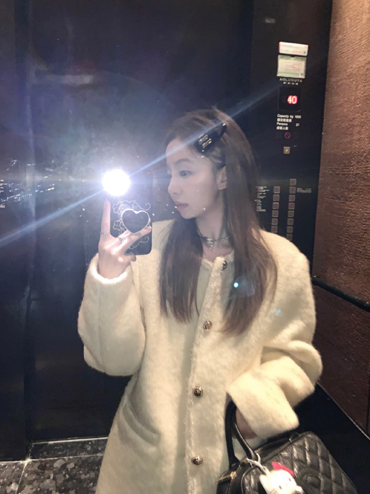 Korean Style Women's Wool Short Coat, Loose Cotton-Padded Winter Jacket, High-End Quality, 2025 Fashion Trend Korean Style Women's Wool Short Coat, Loose Cotton-Padded Winter Jacket, High-End Quality, 2025 Fashion Trend