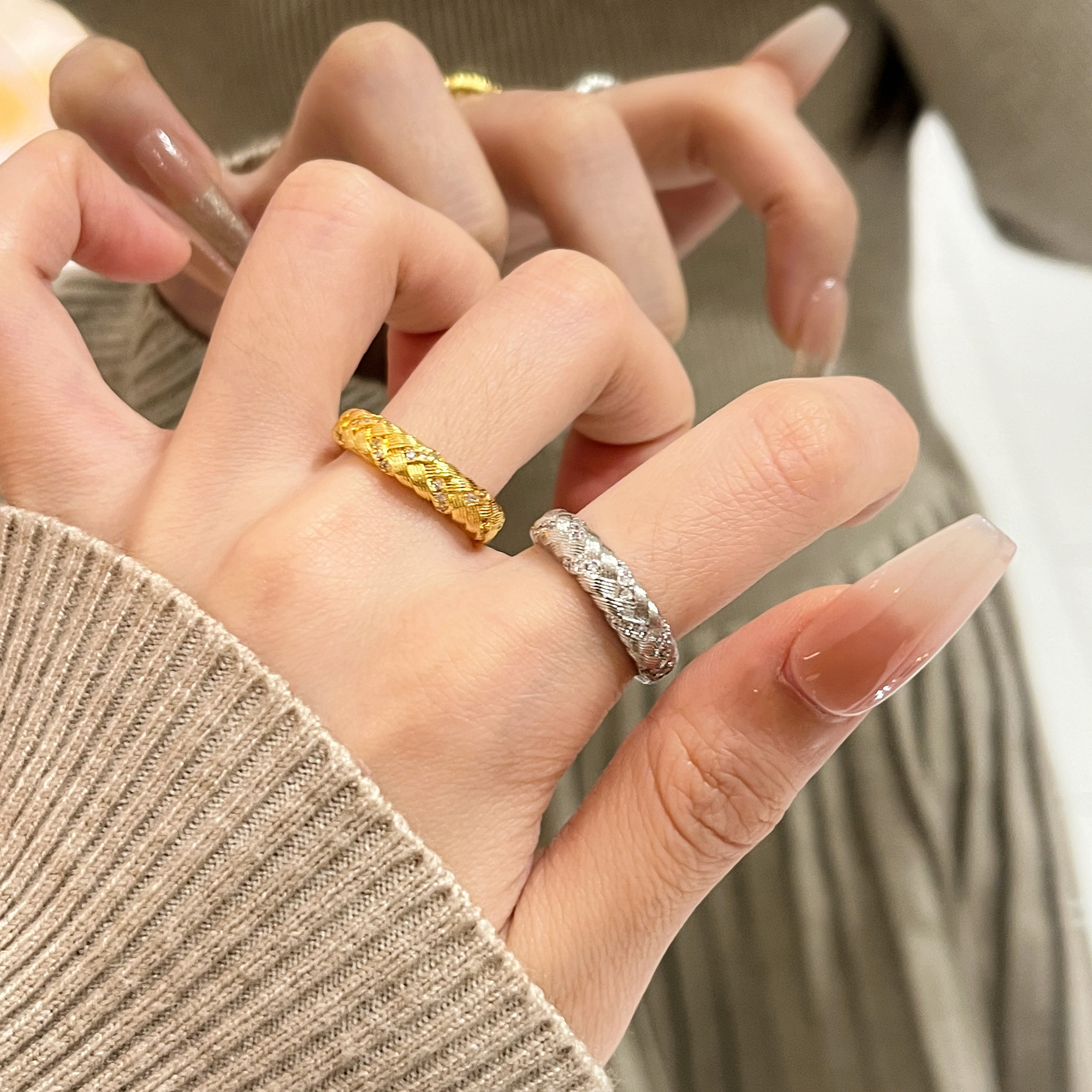 Korean Vintage Diamond-Studded Gold-Plated Silver Ring for Women, Adjustable Open Ring, Trendy High-End Fashion Accessory Korean Vintage Diamond-Studded Gold-Plated Silver Ring for Women, Adjustable Open Ring, Trendy High-End Fashion Accessory