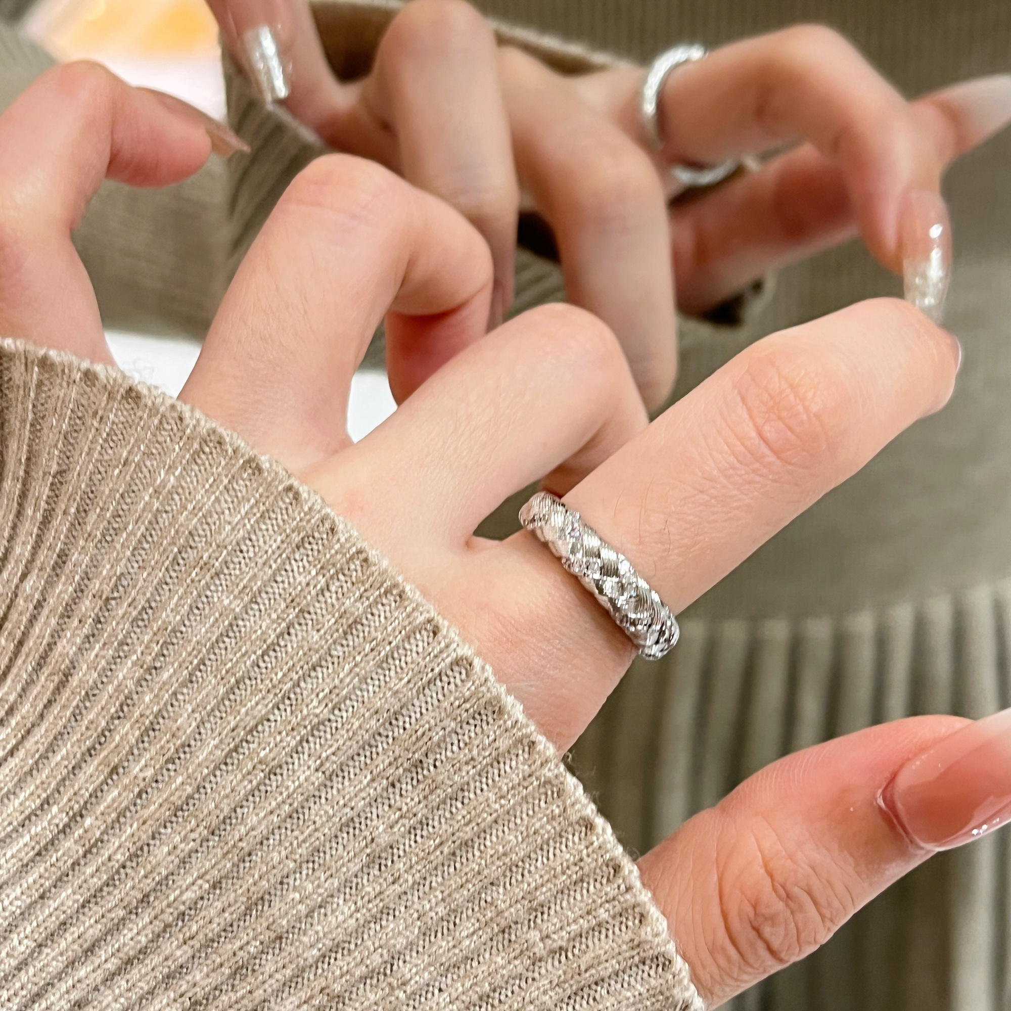 Korean Vintage Diamond-Studded Gold-Plated Silver Ring for Women, Adjustable Open Ring, Trendy High-End Fashion Accessory Korean Vintage Diamond-Studded Gold-Plated Silver Ring for Women, Adjustable Open Ring, Trendy High-End Fashion Accessory