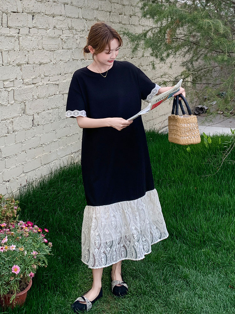 Lace Spliced Short-Sleeve T-Shirt Dress for Women, Elegant Slimming Mermaid Skirt, Loose Fit, 2025 Summer Style, Chic Fashion Lace Spliced Short-Sleeve T-Shirt Dress for Women, Elegant Slimming Mermaid Skirt, Loose Fit, 2025 Summer Style, Chic Fashion