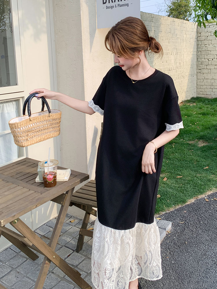 Lace Spliced Short-Sleeve T-Shirt Dress for Women, Elegant Slimming Mermaid Skirt, Loose Fit, 2025 Summer Style, Chic Fashion Lace Spliced Short-Sleeve T-Shirt Dress for Women, Elegant Slimming Mermaid Skirt, Loose Fit, 2025 Summer Style, Chic Fashion