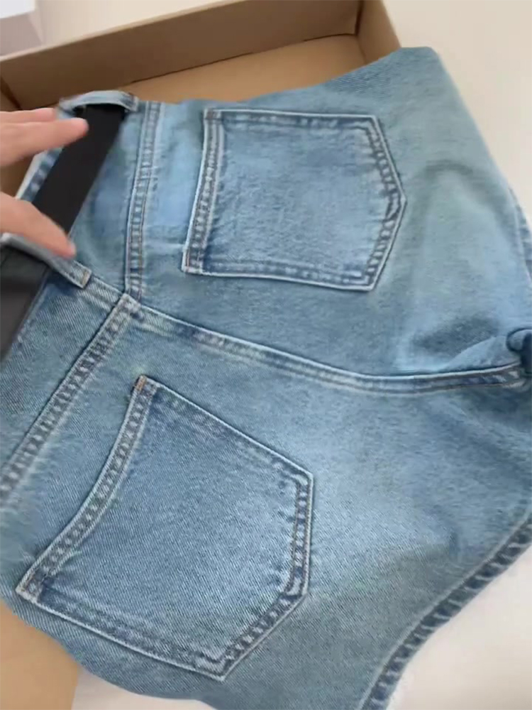 Lace Trim High-Waisted Denim Shorts for Women - Summer Slimming A-Line Wide-Leg Pants, Versatile Fit for Petite Sizes Lace Trim High-Waisted Denim Shorts for Women - Summer Slimming A-Line Wide-Leg Pants, Versatile Fit for Petite Sizes