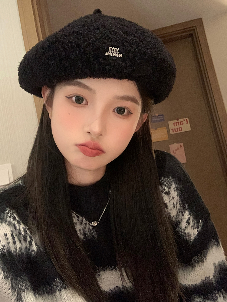 Lambswool Beret Hat for Women - 2025 New Style, Large Head Circumference, Flattering Fit, Versatile Painter Hat, Chic Fashion Accessory Lambswool Beret Hat for Women - 2025 New Style, Large Head Circumference, Flattering Fit, Versatile Painter Hat, Chic Fashion Accessory