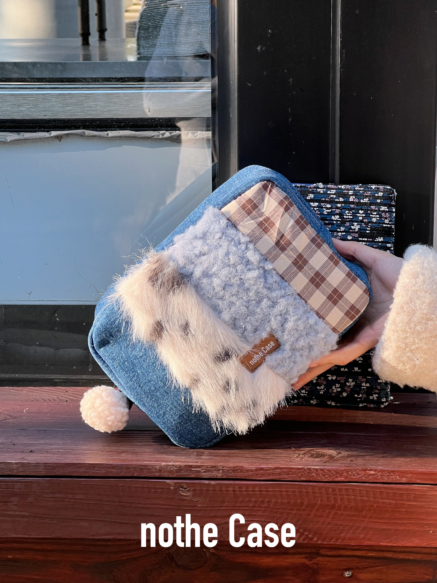 Large Capacity Portable Travel Makeup Bag - Stylish Original Storage Bag for Organizing Cosmetics - Perfect for On-the-Go Beauty Essentials Large Capacity Portable Travel Makeup Bag - Stylish Original Storage Bag for Organizing Cosmetics - Perfect for On-the-Go Beauty Essentials