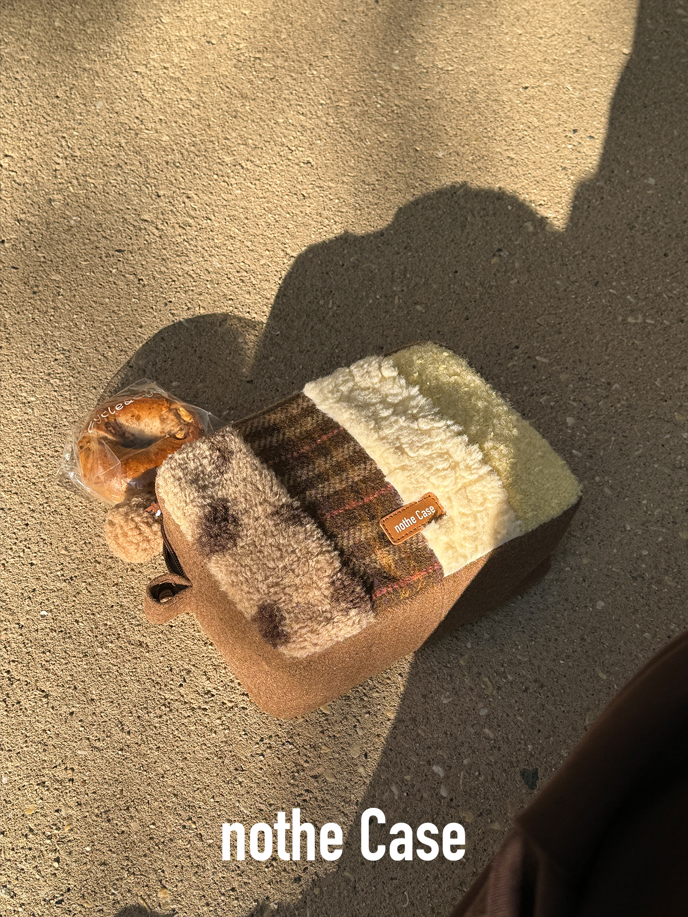 Large Capacity Portable Travel Makeup Bag - Stylish Original Storage Bag for Organizing Cosmetics - Perfect for On-the-Go Beauty Essentials