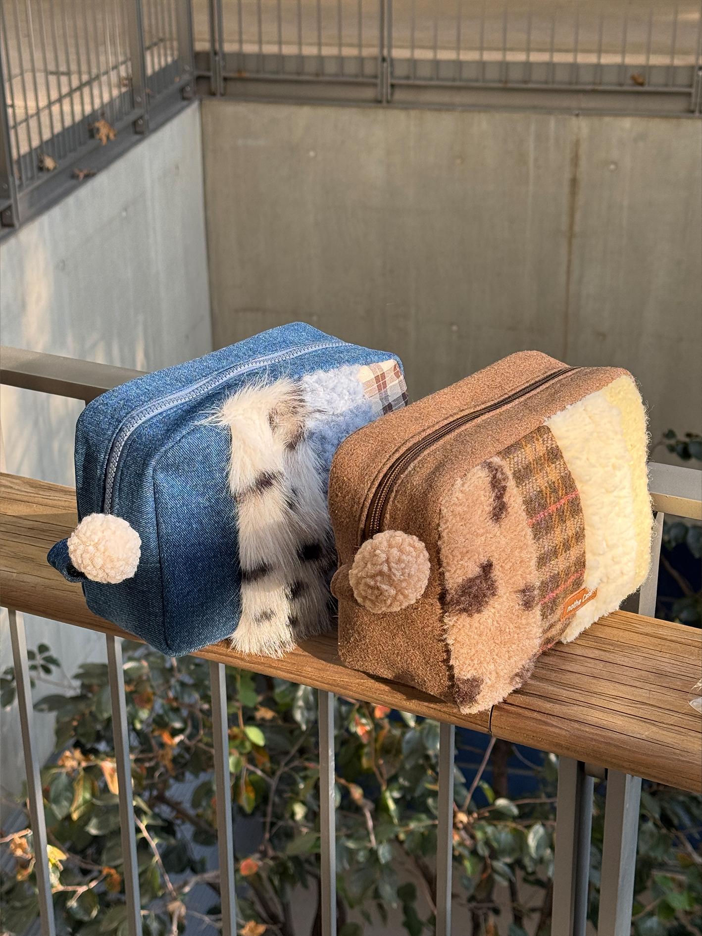 Large Capacity Portable Travel Makeup Bag - Stylish Original Storage Bag for Organizing Cosmetics - Perfect for On-the-Go Beauty Essentials Large Capacity Portable Travel Makeup Bag - Stylish Original Storage Bag for Organizing Cosmetics - Perfect for On-the-Go Beauty Essentials