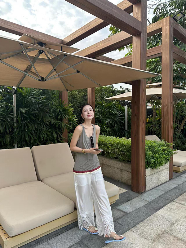 Leisure Vacation Style Women's Round Neck Vest - Relaxed Fit Versatile Top for Effortless 90s-Inspired Fashion Leisure Vacation Style Women's Round Neck Vest - Relaxed Fit Versatile Top for Effortless 90s-Inspired Fashion