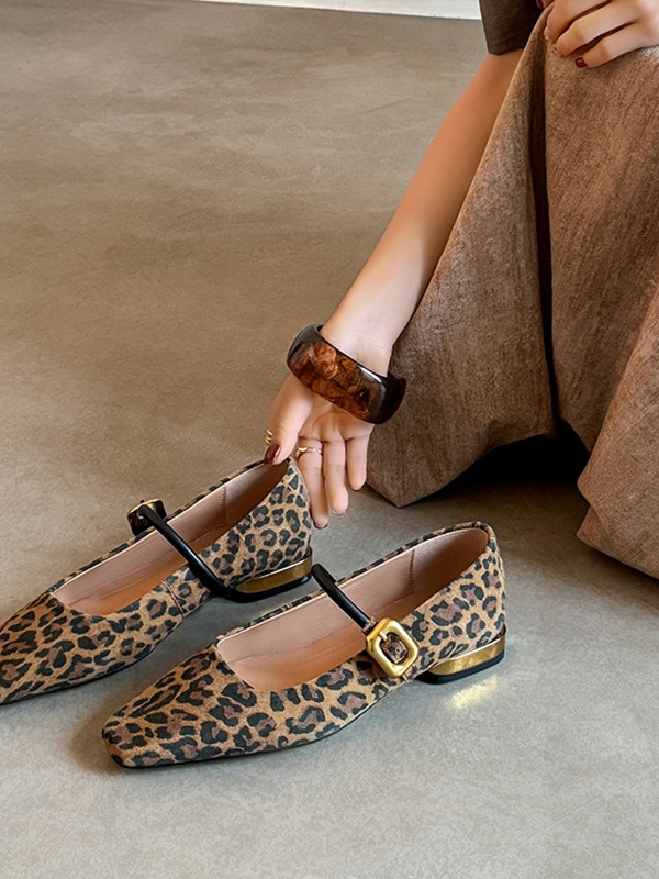 Leopard Print Chunky Heel Mary Jane Shoes - Spring Autumn Shallow Mouth Square Toe Sheepskin Flats for Stylish Comfort Leopard Print Chunky Heel Mary Jane Shoes - Spring Autumn Shallow Mouth Square Toe Sheepskin Flats for Stylish Comfort