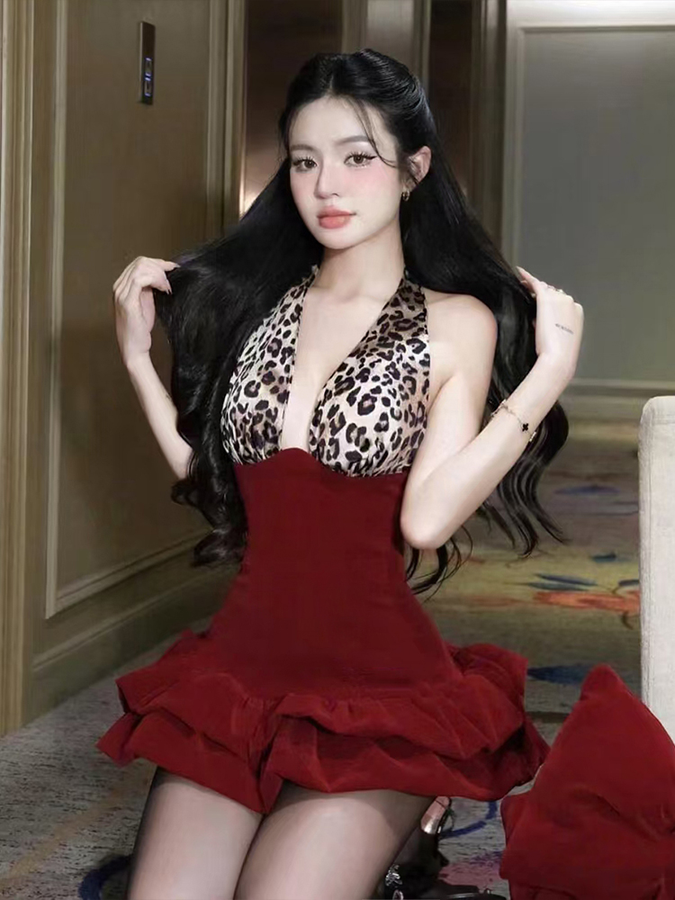 Leopard Print Spliced Deep V Neck Halter Dress for Women - Sexy Backless High Waist A-Line Mini Skirt in Socialite Style Leopard Print Spliced Deep V Neck Halter Dress for Women - Sexy Backless High Waist A-Line Mini Skirt in Socialite Style