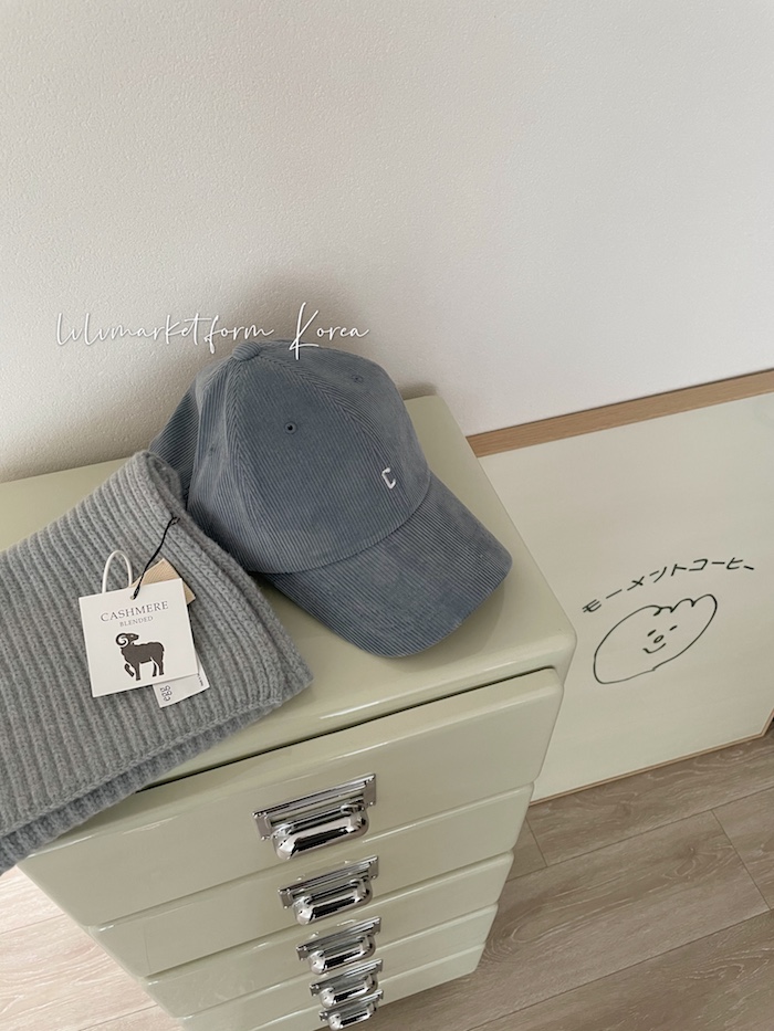Light Blue Corduroy Baseball Cap, Trendy Korean Style with Small Logo, Perfect Fit for Casual Outfits Light Blue Corduroy Baseball Cap, Trendy Korean Style with Small Logo, Perfect Fit for Casual Outfits
