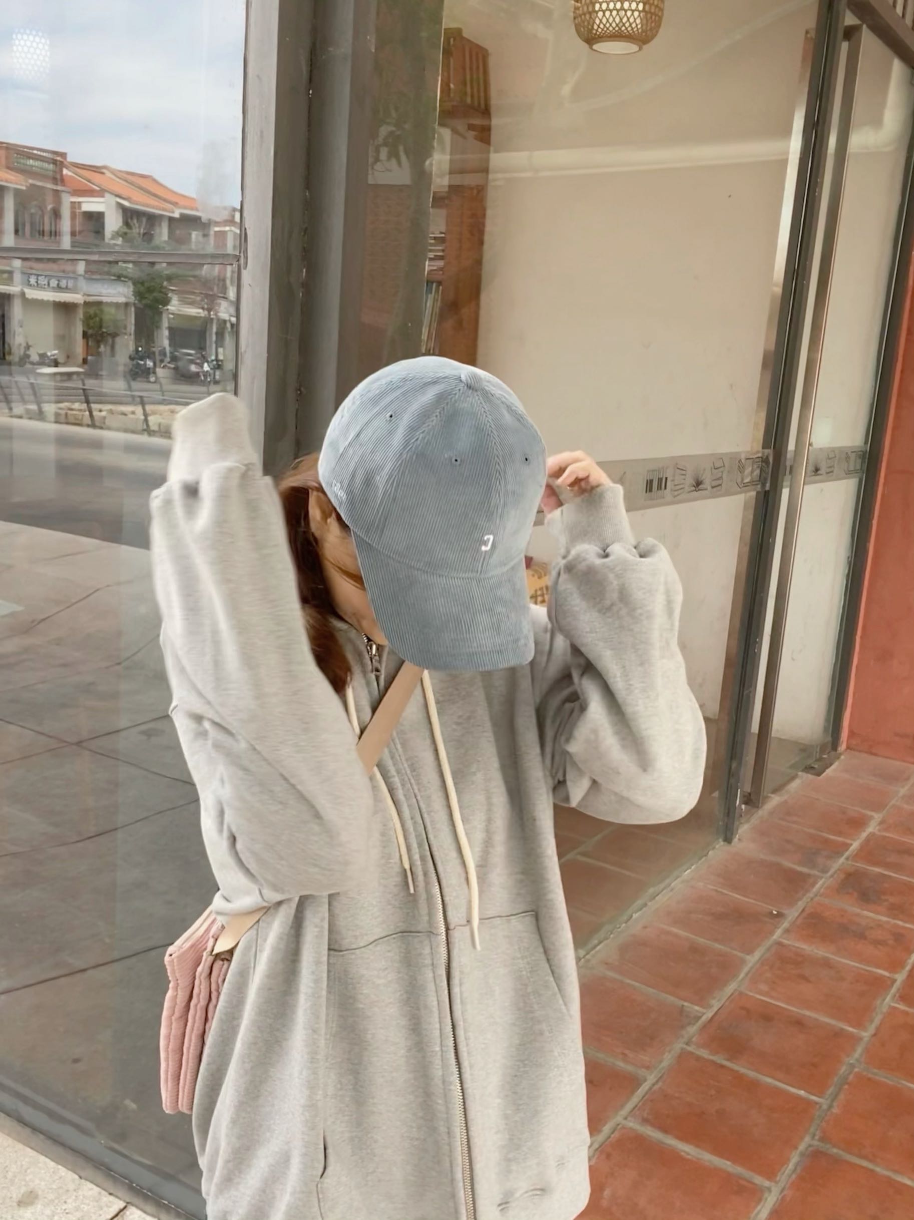 Light Blue Corduroy Baseball Cap, Trendy Korean Style with Small Logo, Perfect Fit for Casual Outfits Light Blue Corduroy Baseball Cap, Trendy Korean Style with Small Logo, Perfect Fit for Casual Outfits