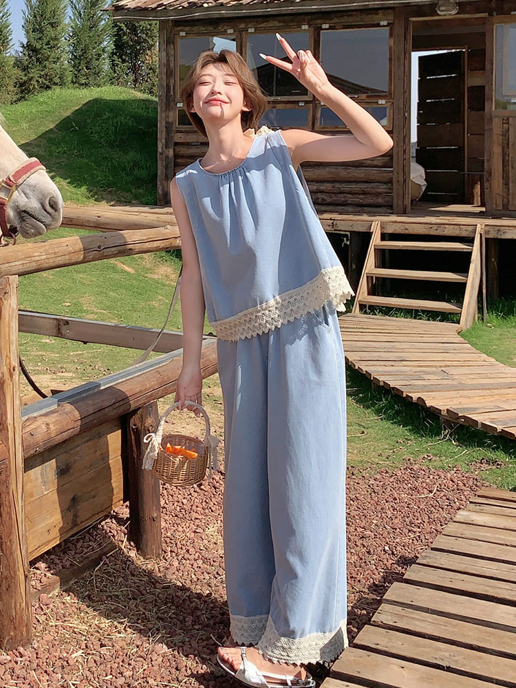 Light Blue Denim Two-Piece Set for Women - Age-Reducing Tank Top & Wide-Leg Pants - Summer 2025 Fresh Style for Petite Sizes