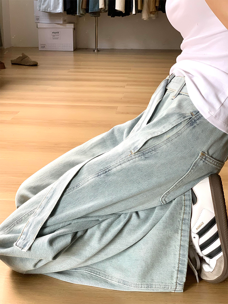 Light Blue High-Waisted Wide-Leg Denim Pants for Women, Summer Curved Knife Cut Loose Fit Trousers Light Blue High-Waisted Wide-Leg Denim Pants for Women, Summer Curved Knife Cut Loose Fit Trousers