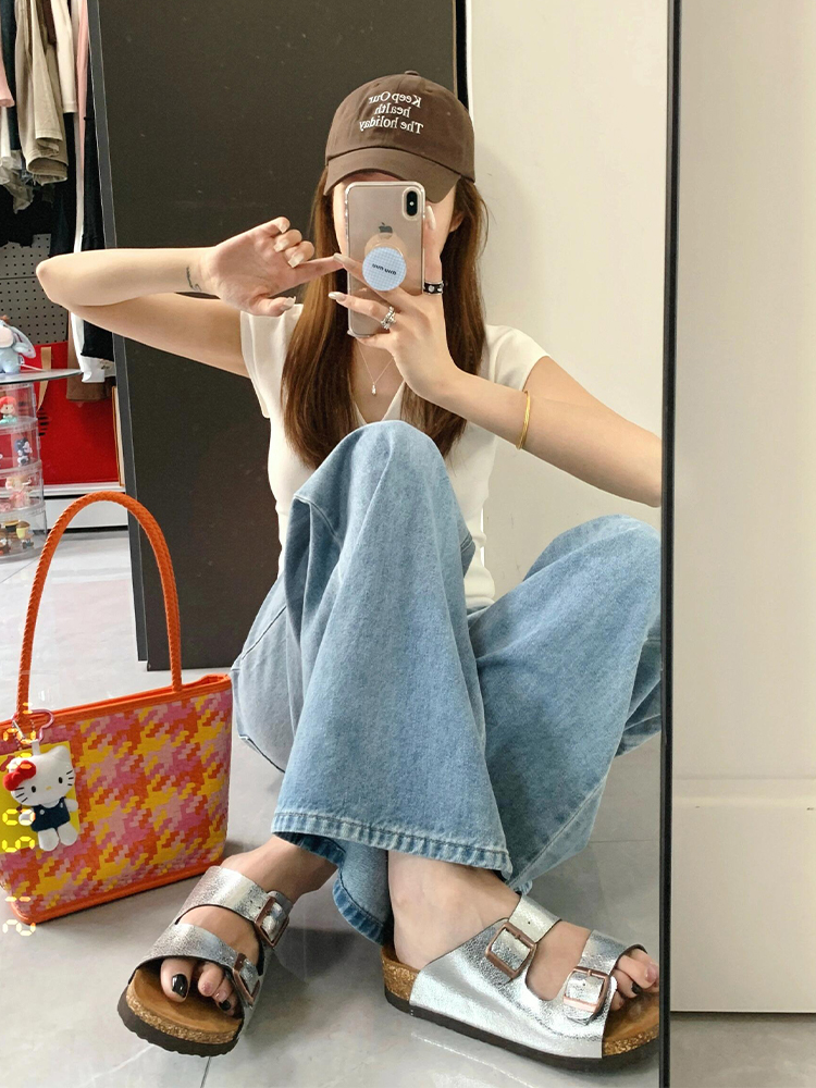 Light Blue High-Waisted Wide-Leg Jeans for Women, Loose Fit Summer Style, Flattering Straight-Leg Floor-Length Pants Light Blue High-Waisted Wide-Leg Jeans for Women, Loose Fit Summer Style, Flattering Straight-Leg Floor-Length Pants