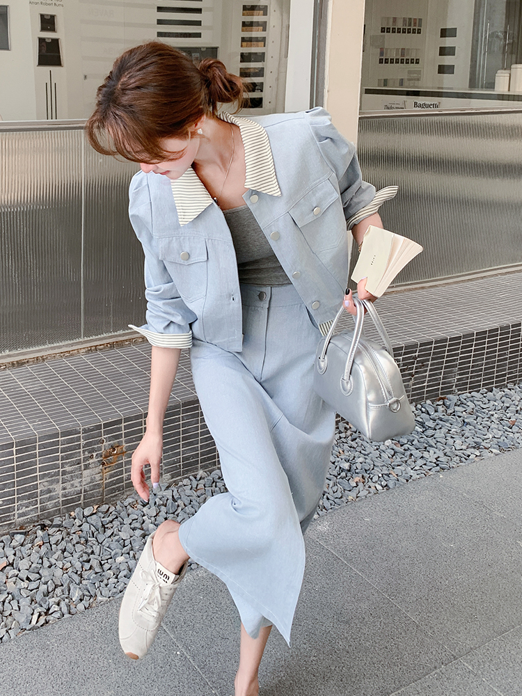 Light Blue Striped Patchwork Two-Piece Jacket and Skirt Set for Women – 2025 Summer Korean Style Elegant Casual Outfit Light Blue Striped Patchwork Two-Piece Jacket and Skirt Set for Women – 2025 Summer Korean Style Elegant Casual Outfit