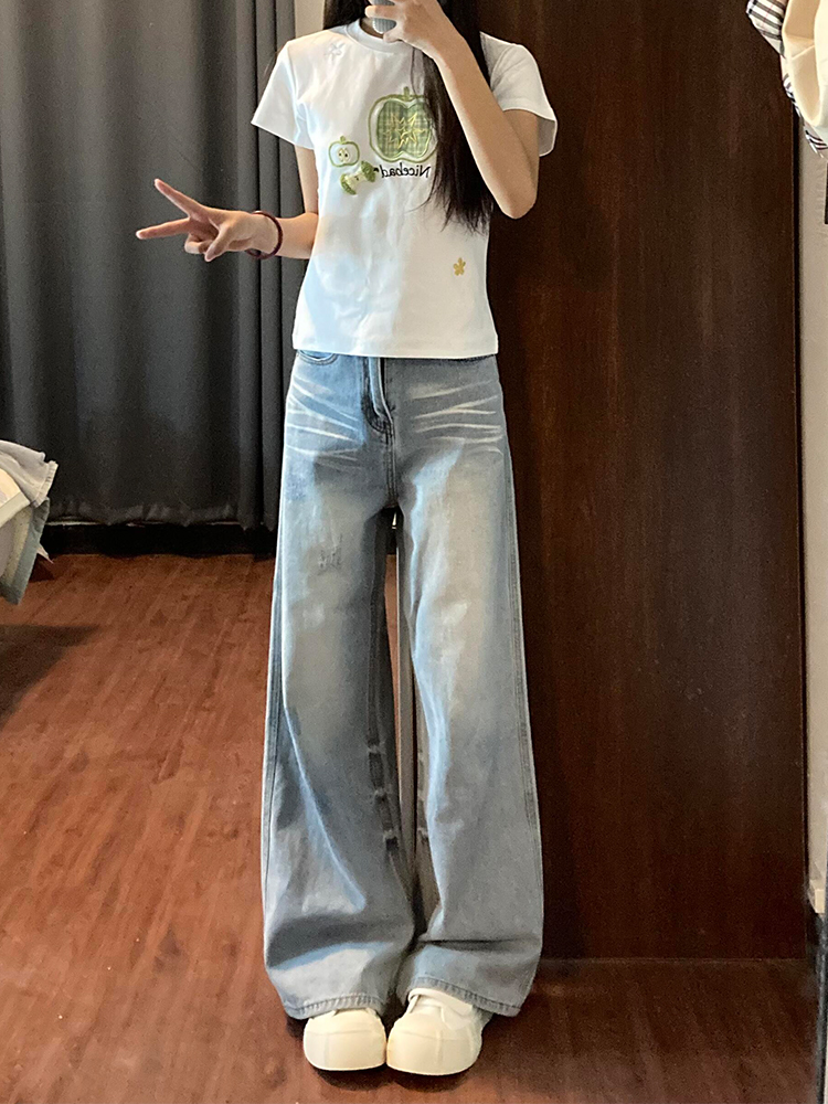 Light Blue Vintage Wide-Leg Jeans for Women, High-Waisted Loose Fit, Relaxed Drape, Straight-Leg Summer Style Pants
