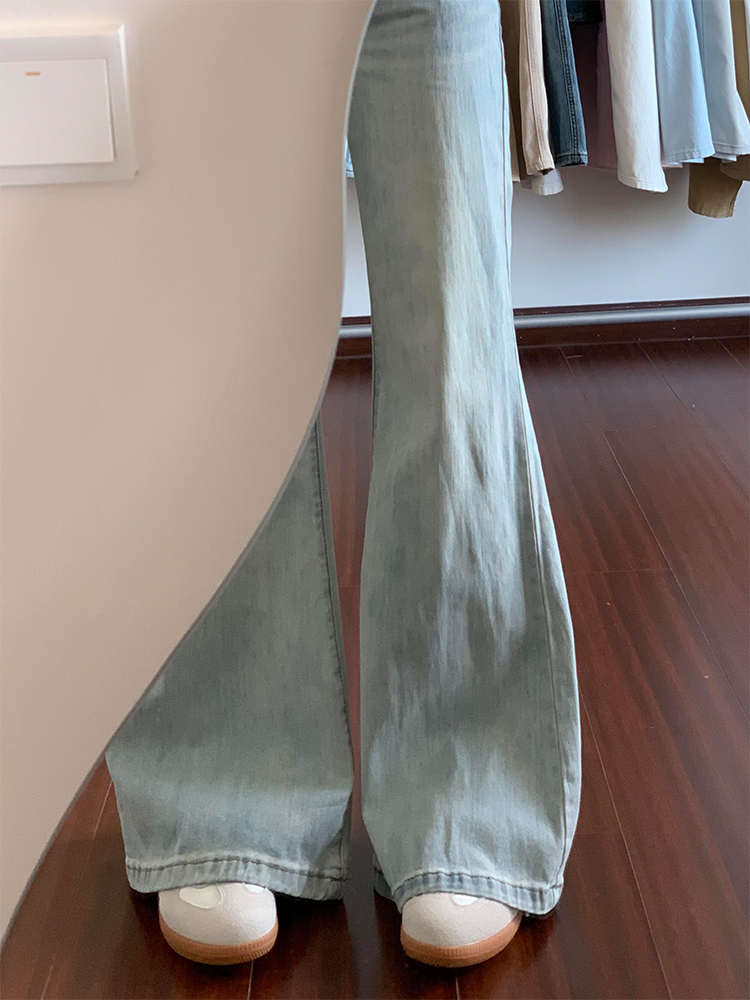 Light-Colored High-Waisted Flared Jeans for Women - Slim Wide-Leg Summer Pants, Trendy Casual Style Light-Colored High-Waisted Flared Jeans for Women - Slim Wide-Leg Summer Pants, Trendy Casual Style