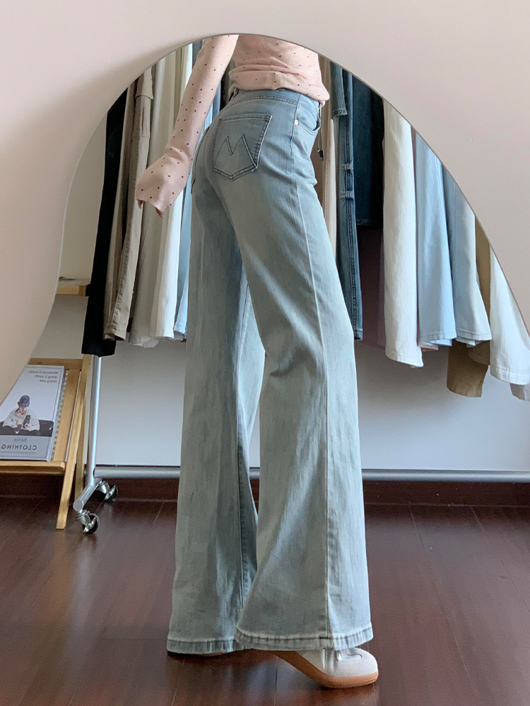 Light-Colored High-Waisted Flared Jeans for Women - Slim Wide-Leg Summer Pants, Trendy Casual Style Light-Colored High-Waisted Flared Jeans for Women - Slim Wide-Leg Summer Pants, Trendy Casual Style