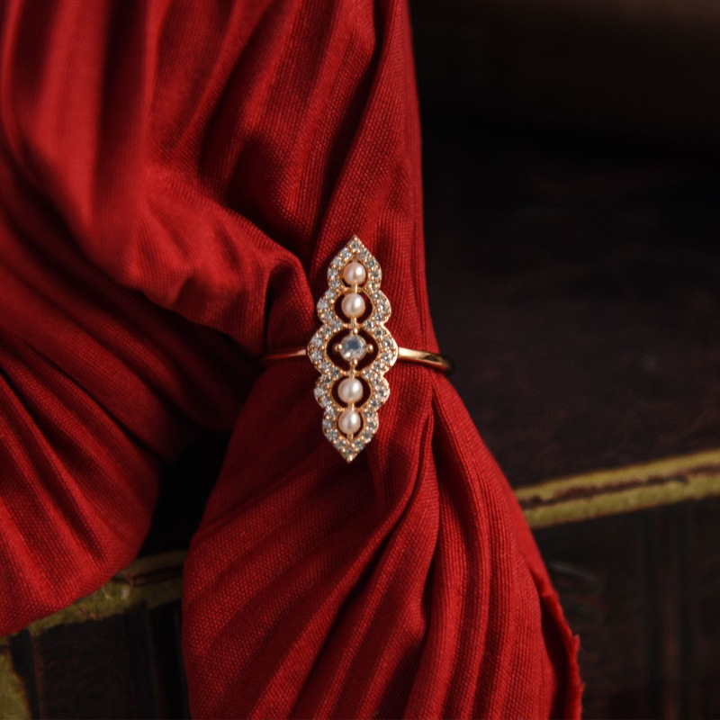 Light Luxury Adjustable Open Finger Gemstone Ring for Women - Fashionable 2025 Versatile Court Style