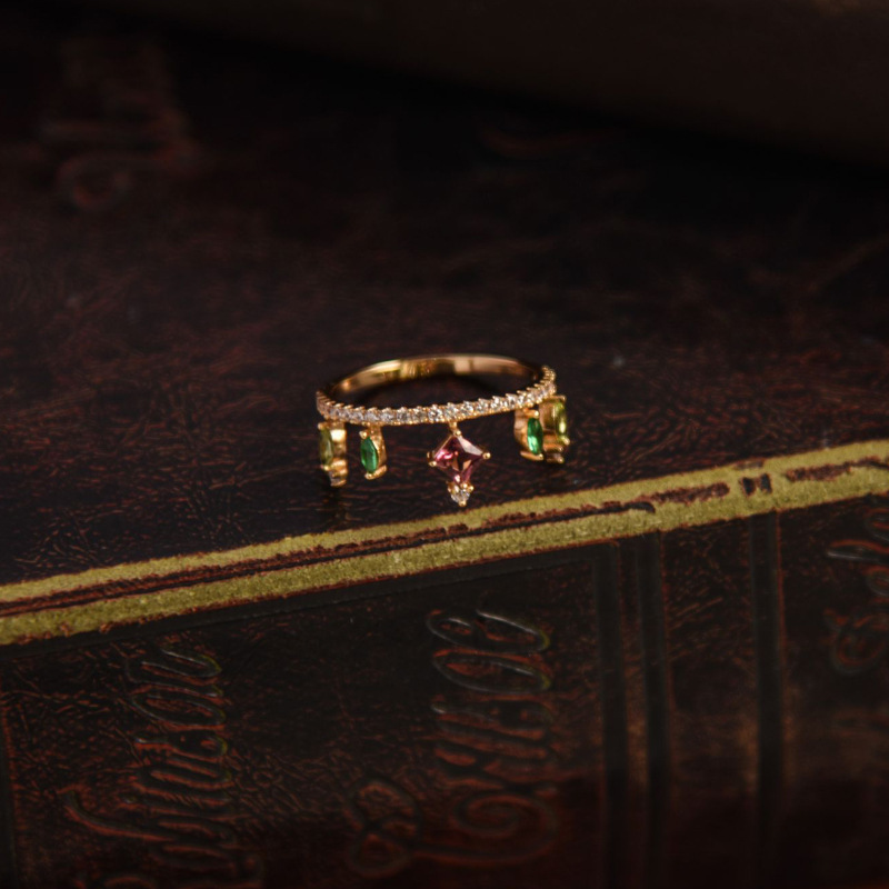 Light Luxury Adjustable Open Finger Gemstone Ring for Women - Fashionable 2025 Versatile Court Style Light Luxury Adjustable Open Finger Gemstone Ring for Women - Fashionable 2025 Versatile Court Style