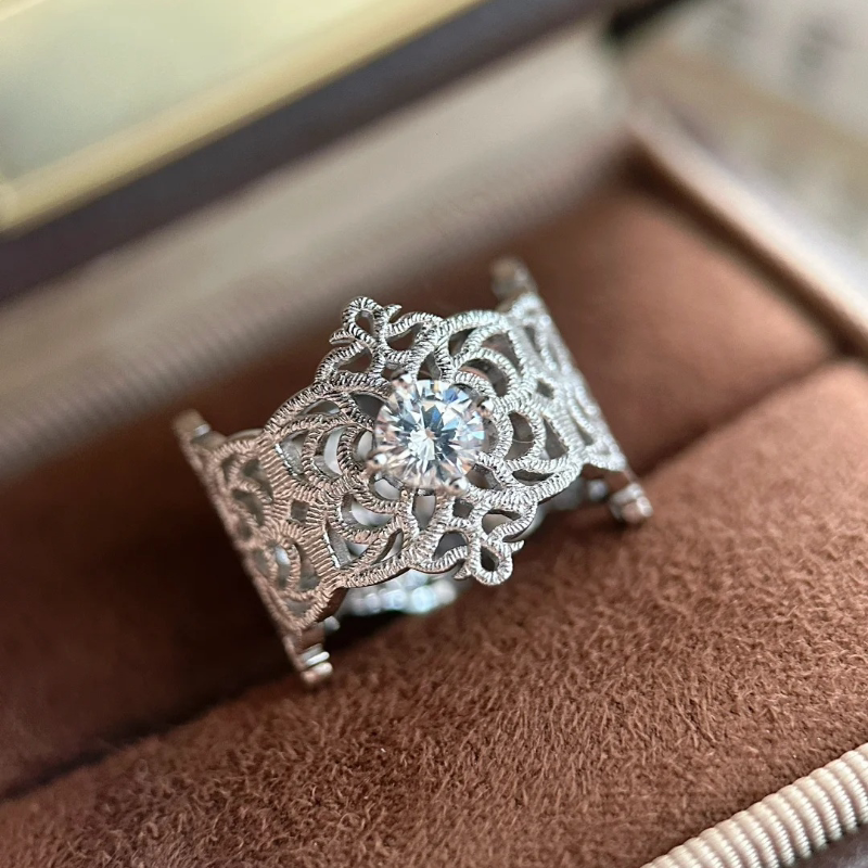 Light Luxury Adjustable Open Ring with Diamond Niche Design for Women - Versatile European American Style Jewelry