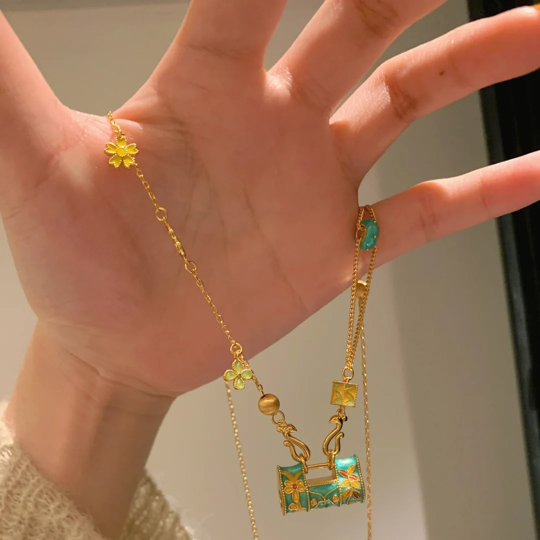 Light Luxury High-End Brushed Zircon Enamel Longevity Lock Necklace for Women - 2025 Niche Versatile Clavicle Chain Light Luxury High-End Brushed Zircon Enamel Longevity Lock Necklace for Women - 2025 Niche Versatile Clavicle Chain