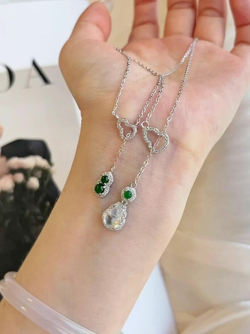 Light Luxury Jade Gourd Pendant Necklace in S925 Silver - Chinese Style Jewelry with Cool Feel Light Luxury Jade Gourd Pendant Necklace in S925 Silver - Chinese Style Jewelry with Cool Feel